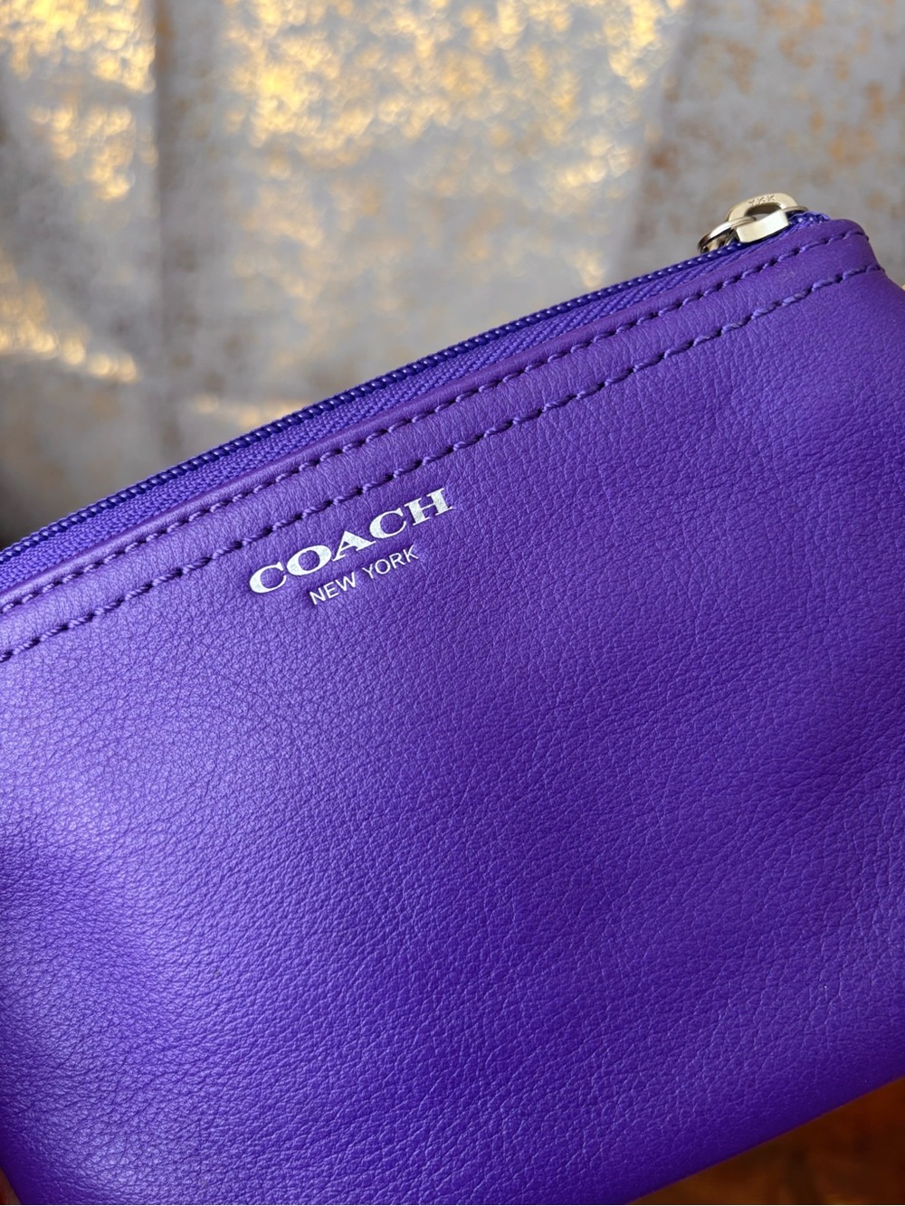 Coach Legacy Iris Purple Leather Trompe L’Oeil Silver Etched Tassel Wristlet - Picture 6 of 7